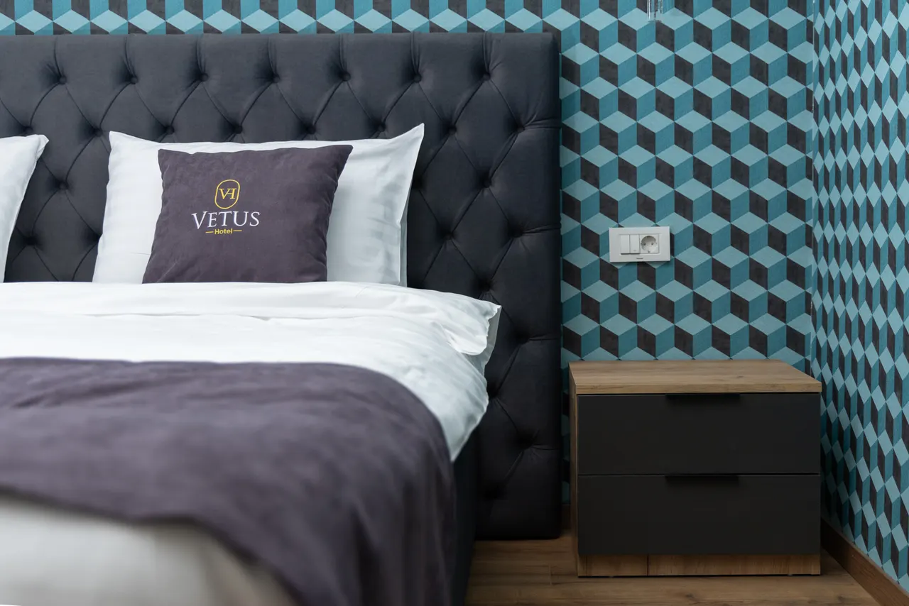 Suite bed and nightstand